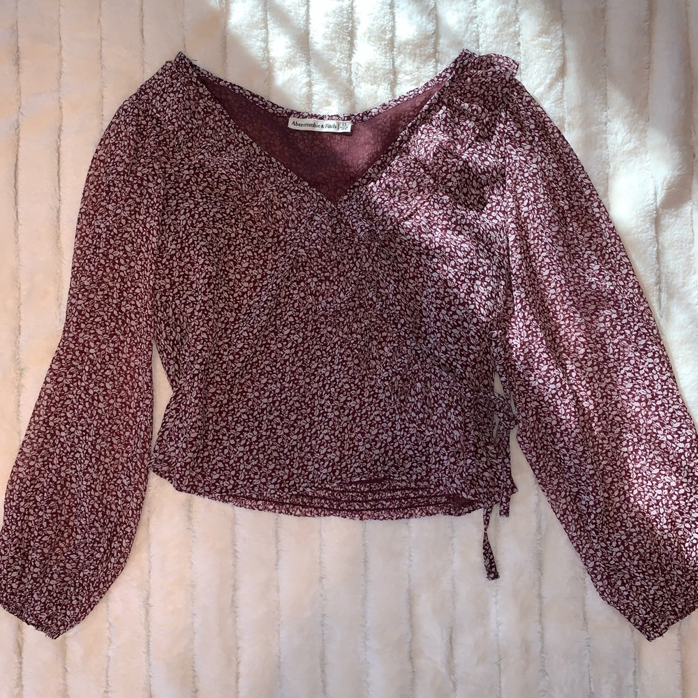 A&F Floral top - Picture 2 of 6